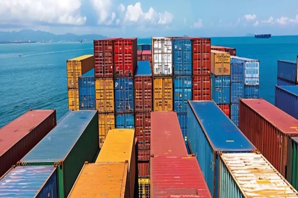 ONE CONTAINER, ONE QUOTE — FROM PORT TO YOUR CUSTOMER